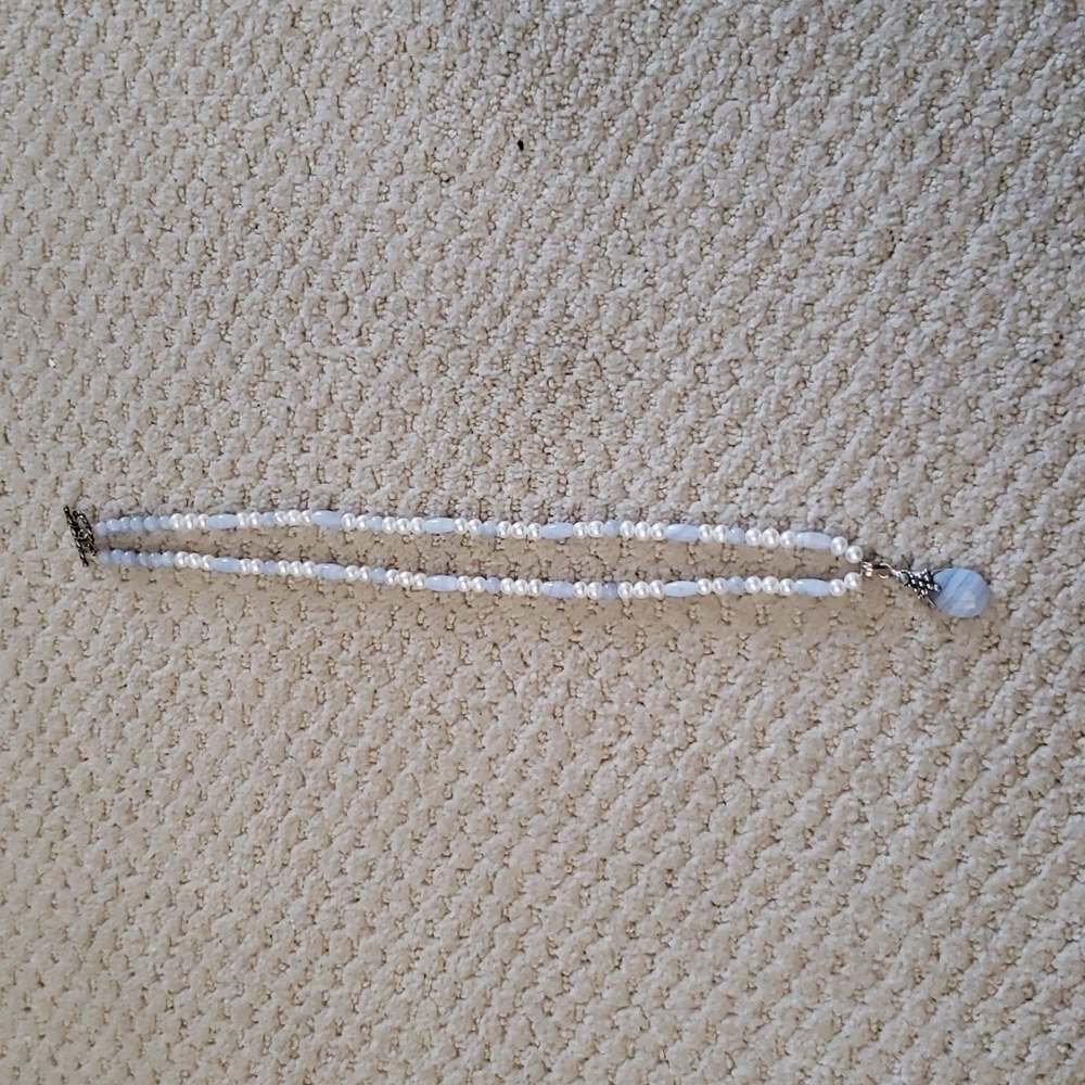 Pearl and Lace Agate Necklace